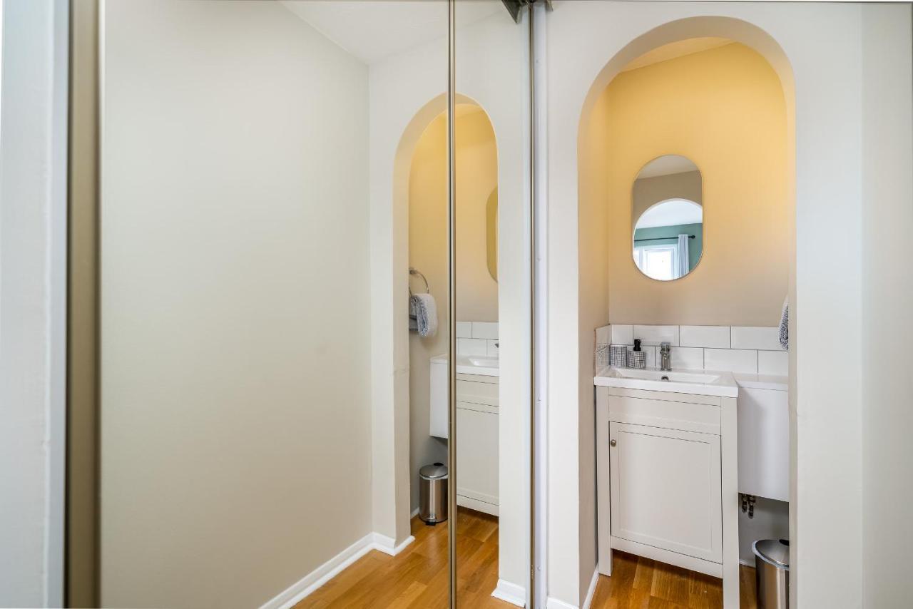 Homely And Stylish Bermondsey Apartment With Parking Лондон Екстер'єр фото