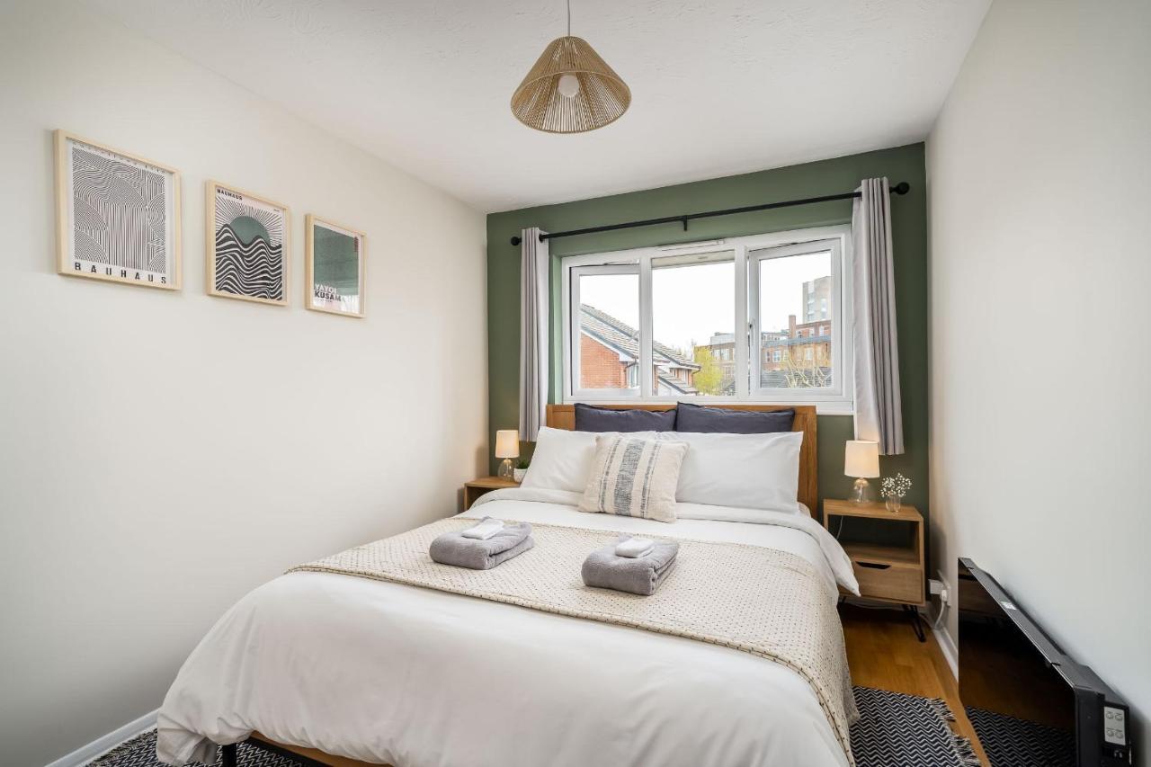 Homely And Stylish Bermondsey Apartment With Parking Лондон Екстер'єр фото